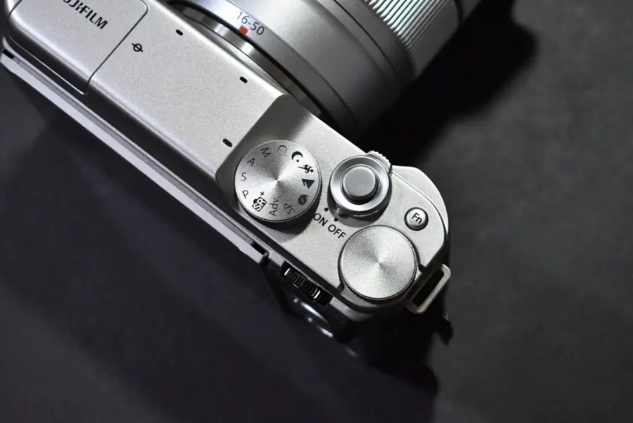 Fujifilm X-A10 Review: 8-Year Charm in 2024_01