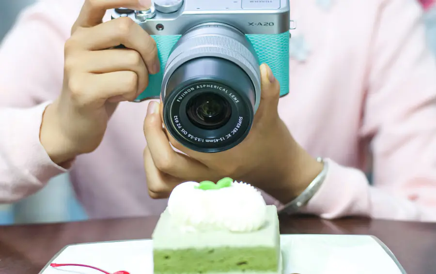 Fujifilm X-A20 Review: Budget Mirrorless for Beginners_01