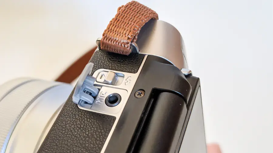 Fujifilm X-A7: Comprehensive Review and Analysis_01