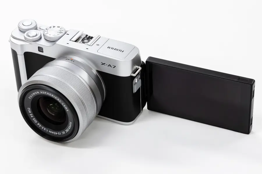 Fujifilm X-A7: Comprehensive Review and Analysis_01