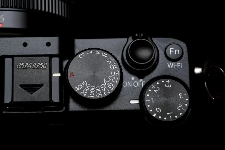 Fujifilm X-E2: Diseño retro con rendimiento moderno_01