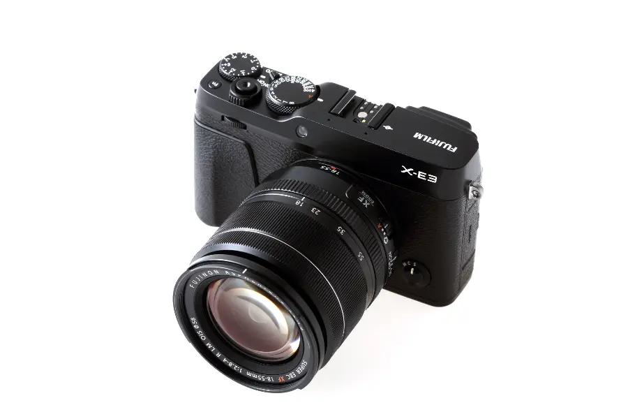 Fujifilm X-E3: Potencia y Compactación en 2025_01