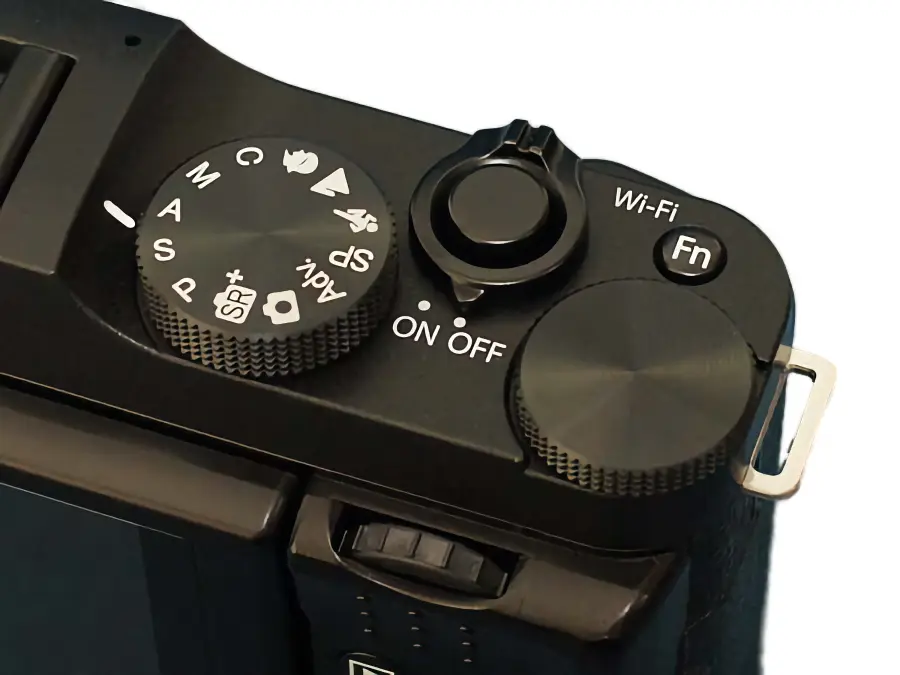 Fujifilm X-M1: La Joya Mirrorless Compacta del 2025_01