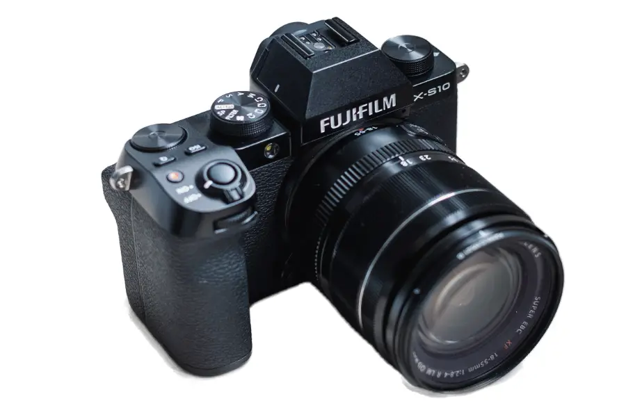 Recensione Fujifilm X-S10: Compattezza e Alte Prestazioni_01