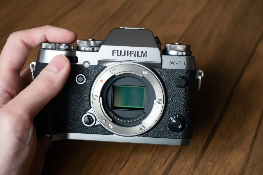 Đánh giá Fujifilm X-T1: Sức Hấp Dẫn Vượt Thời Gian 2025_01