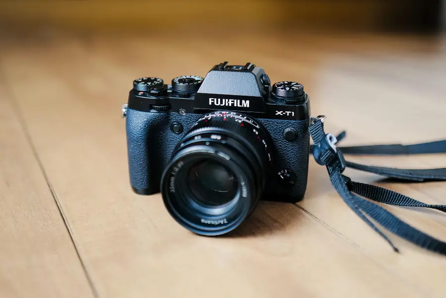 Đánh giá Fujifilm X-T1: Sức Hấp Dẫn Vượt Thời Gian 2025_01