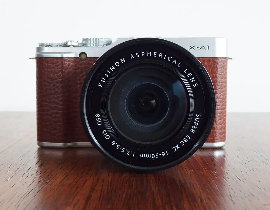 Đánh giá Fujifilm X-A1: Máy ảnh không gương lật giá rẻ_01