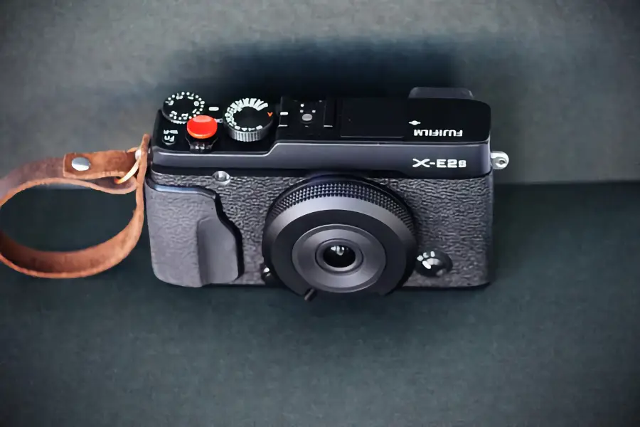 Fujifilm X-E2S: Cámara sin Espejo Retro y Clásica_01