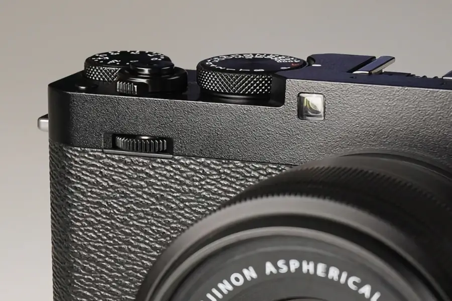 Reseña de la Fujifilm X-E4: Una Cámara Mirrorless Compacta_01