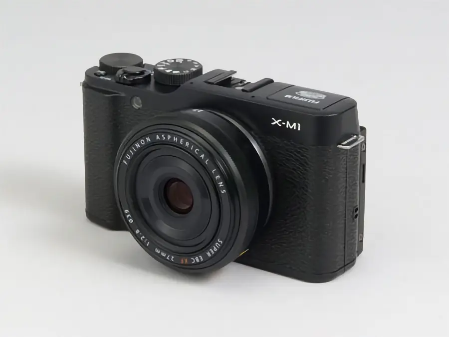 Fujifilm X-M1 Review: Compact Mirrorless Gem for 2025